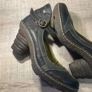 El naturalista sz 36 Blk eco pumps